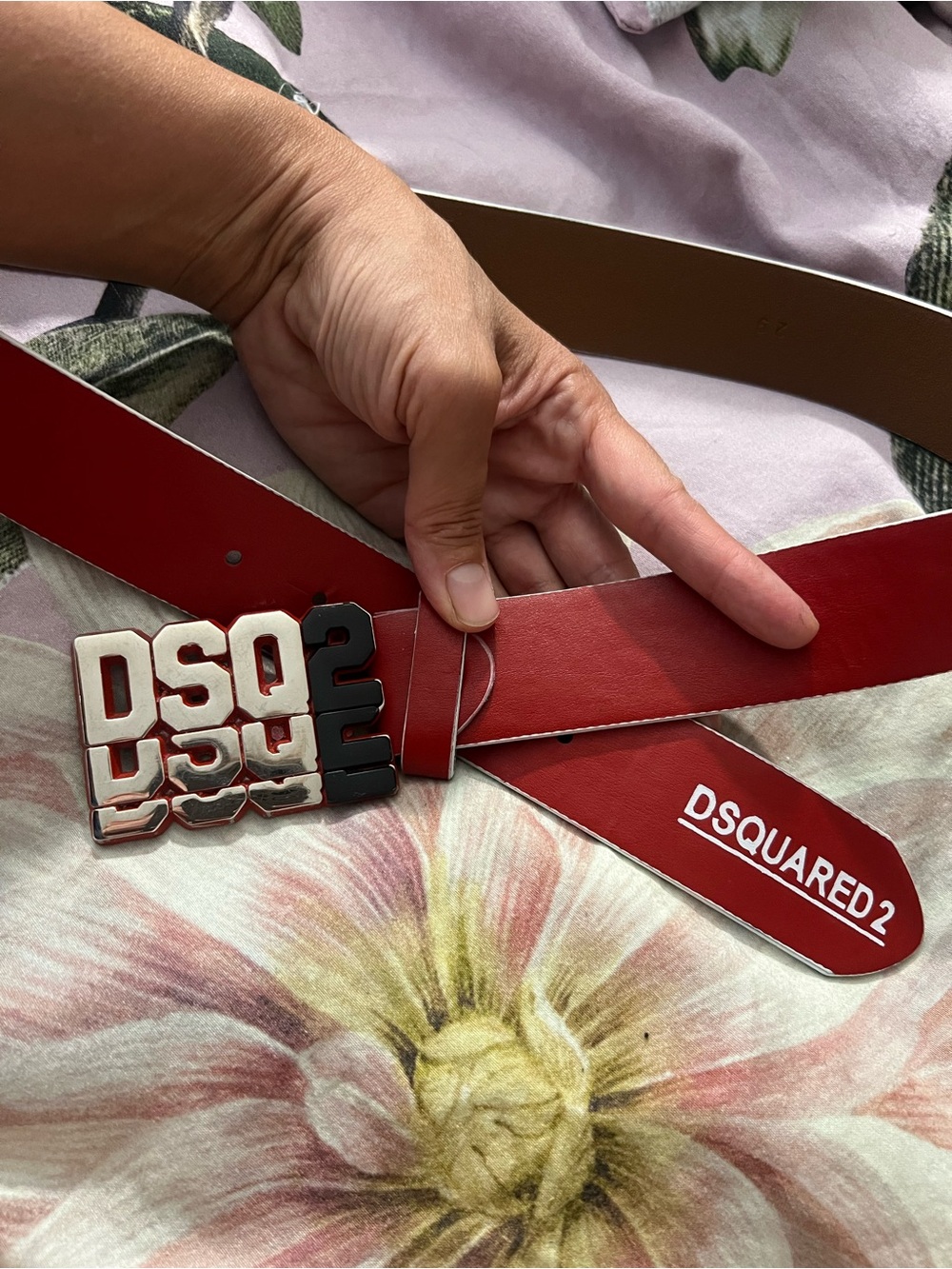 DSQUARED2 Red Belt with White Branding - Picture 1 of 5